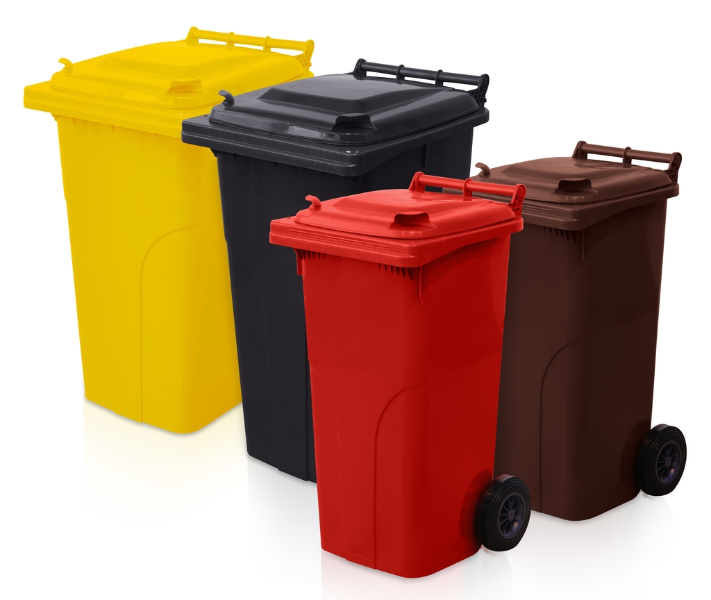 PLASTIC DUSTBINS